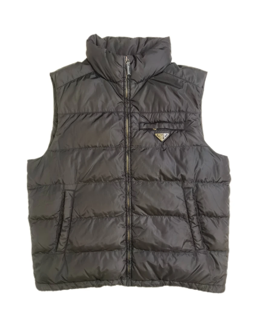 99新 Prada/普拉达 普拉达三角标羽绒马甲 54 码 084