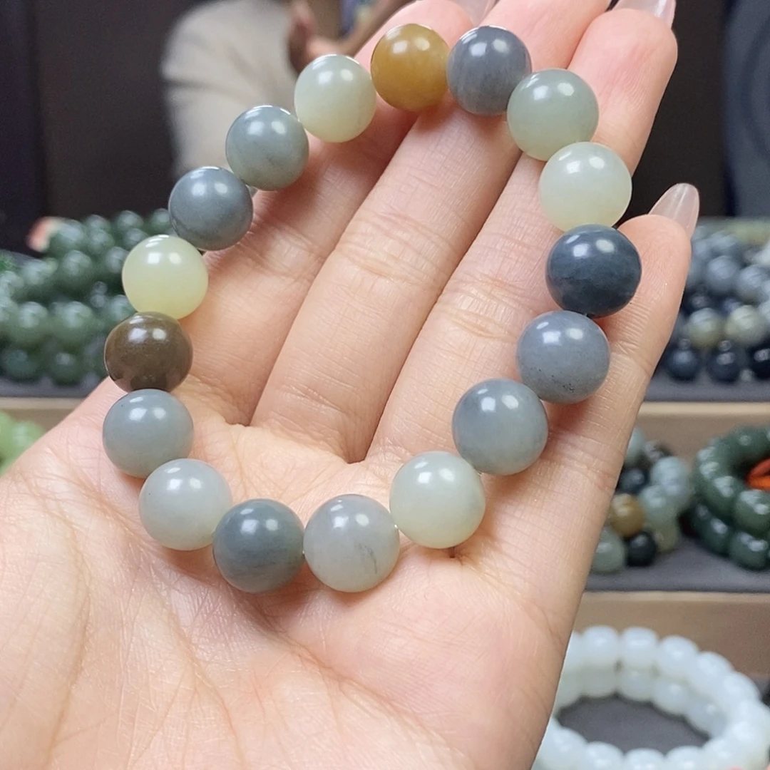 和田玉未镶嵌手链