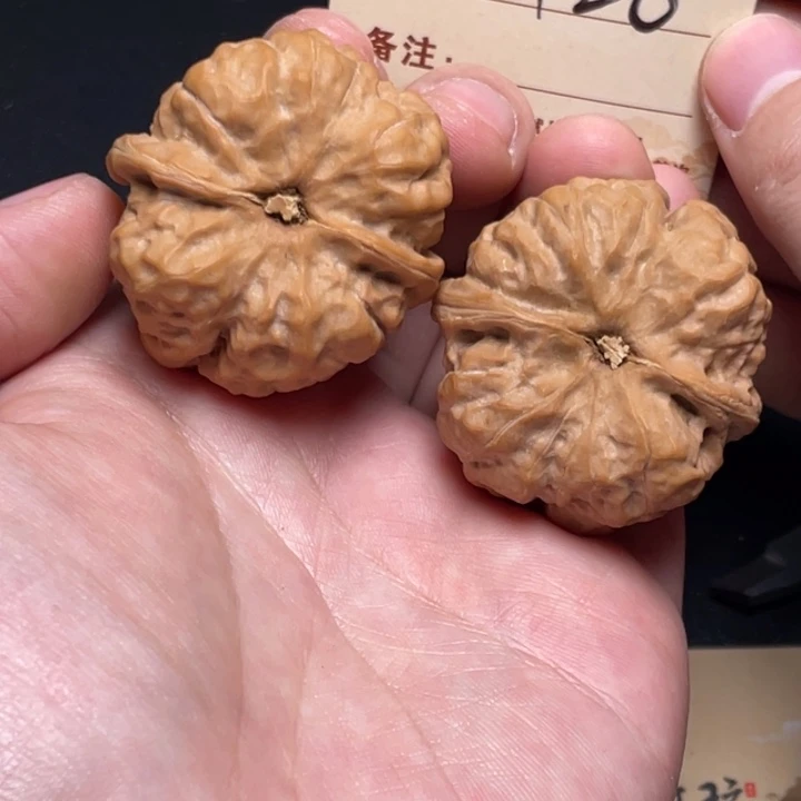文玩核桃把件蛙蛙40尺白茬126