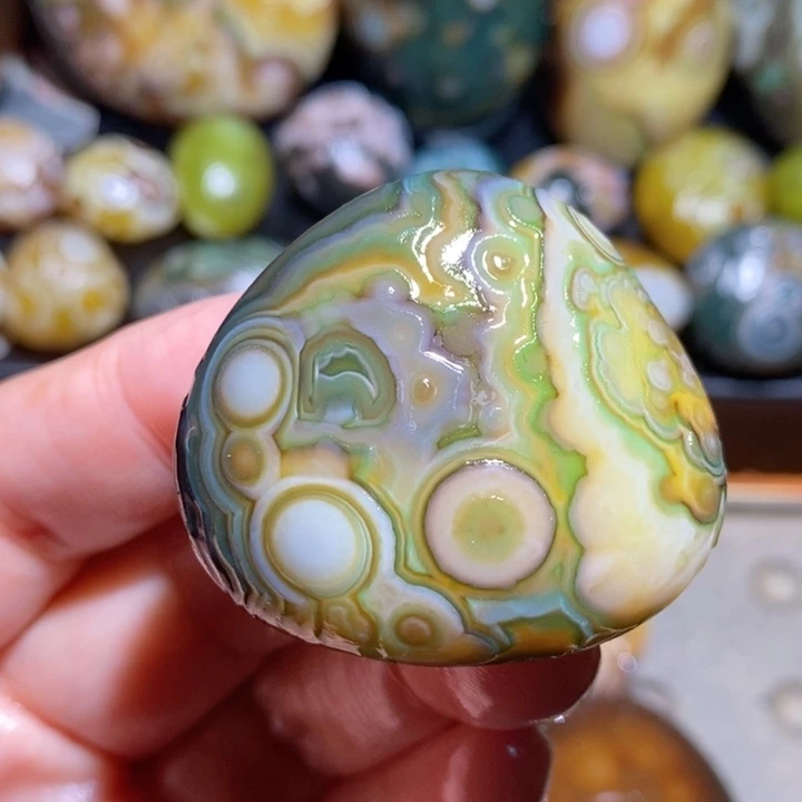 未镶嵌玛瑙/玉髓珠宝半成品44