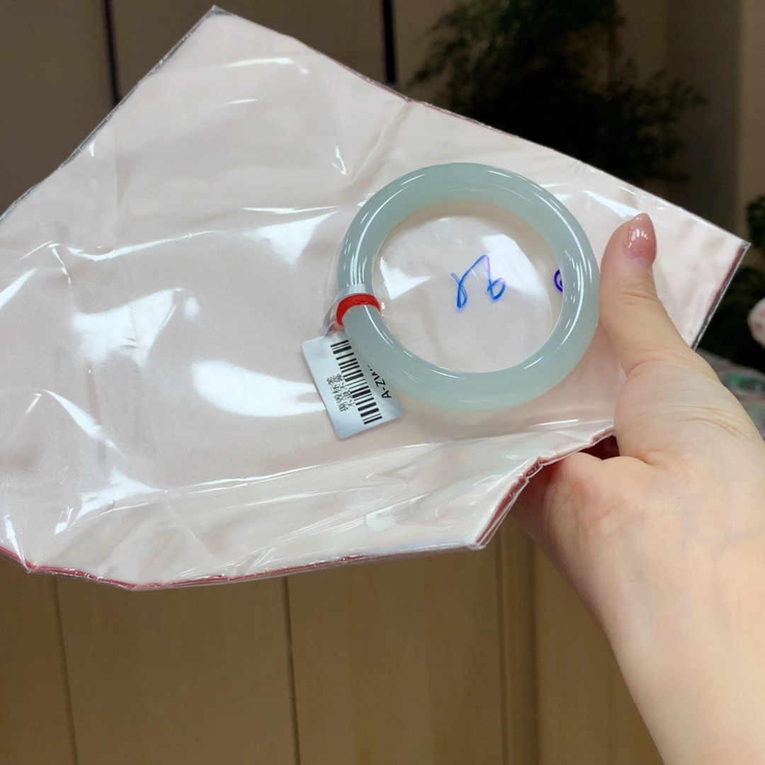 未镶嵌手镯翡翠不退不换