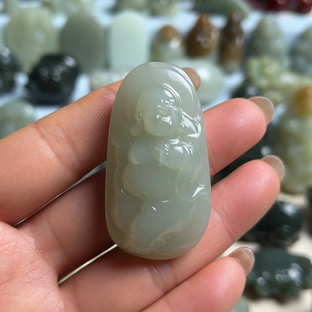 和田玉未镶嵌挂件