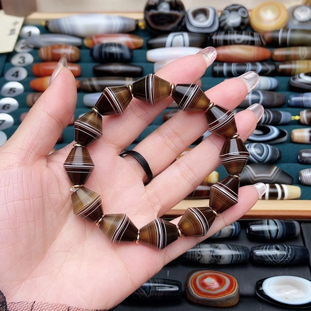 合金颈饰玛瑙/玉髓