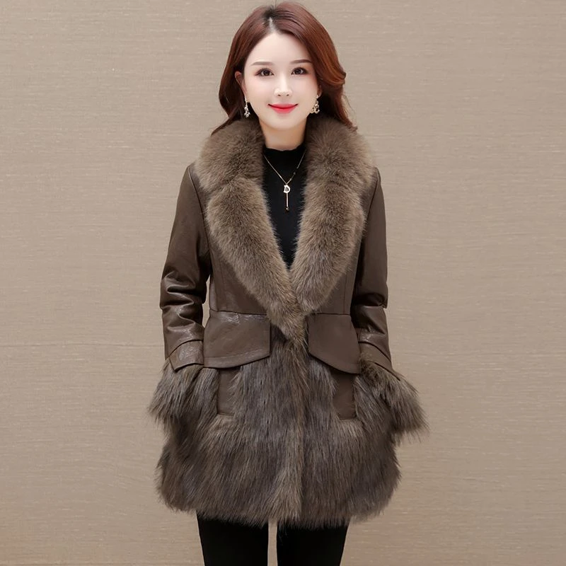新款高端加厚欧货冬装皮衣海宁拼皮草外套羽绒棉服女2025爆款洋气