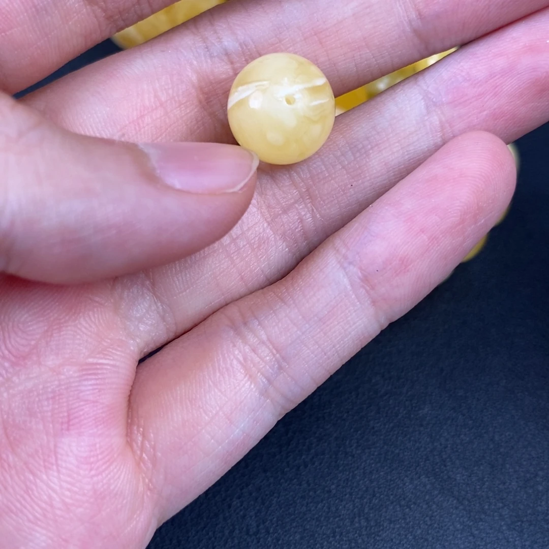 未镶嵌琥珀裸石微粉16