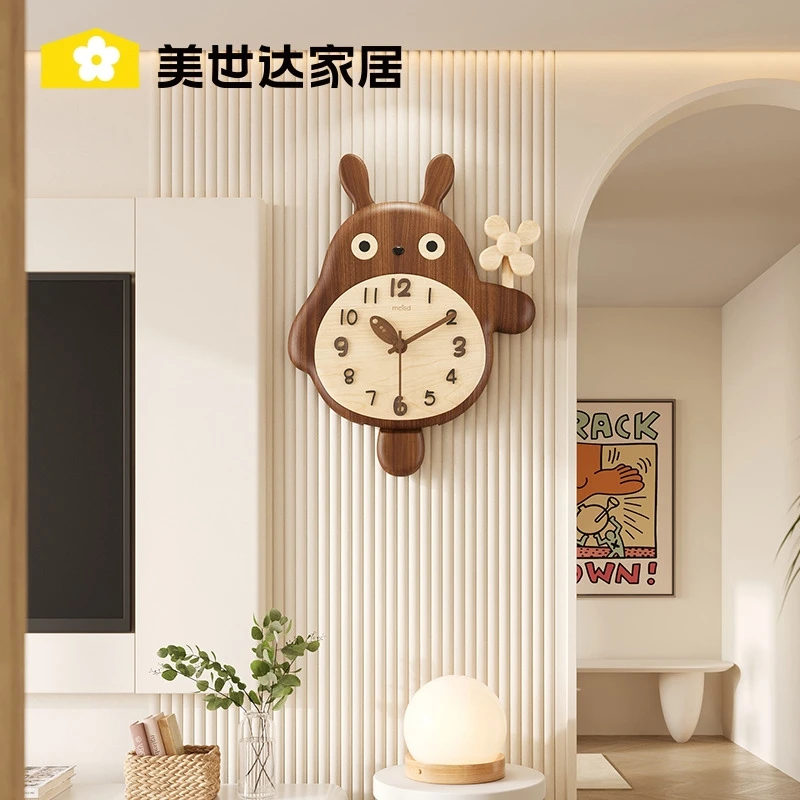 美世达卡通龙猫客厅挂钟儿童墙面创意家用钟表表挂墙上网红款