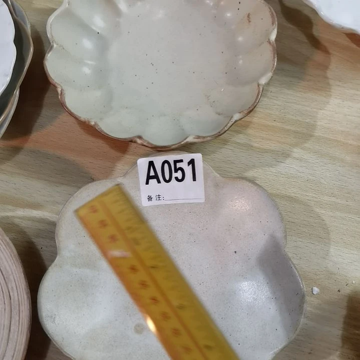 瓷片微瑕粗陶059  051各一个