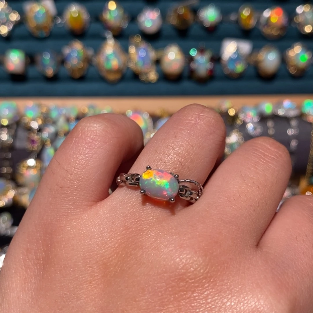 冬***️欧泊银S925镶嵌戒指