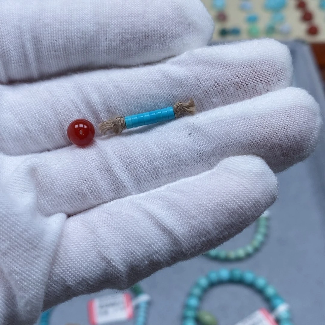 南红玛瑙配饰未镶嵌