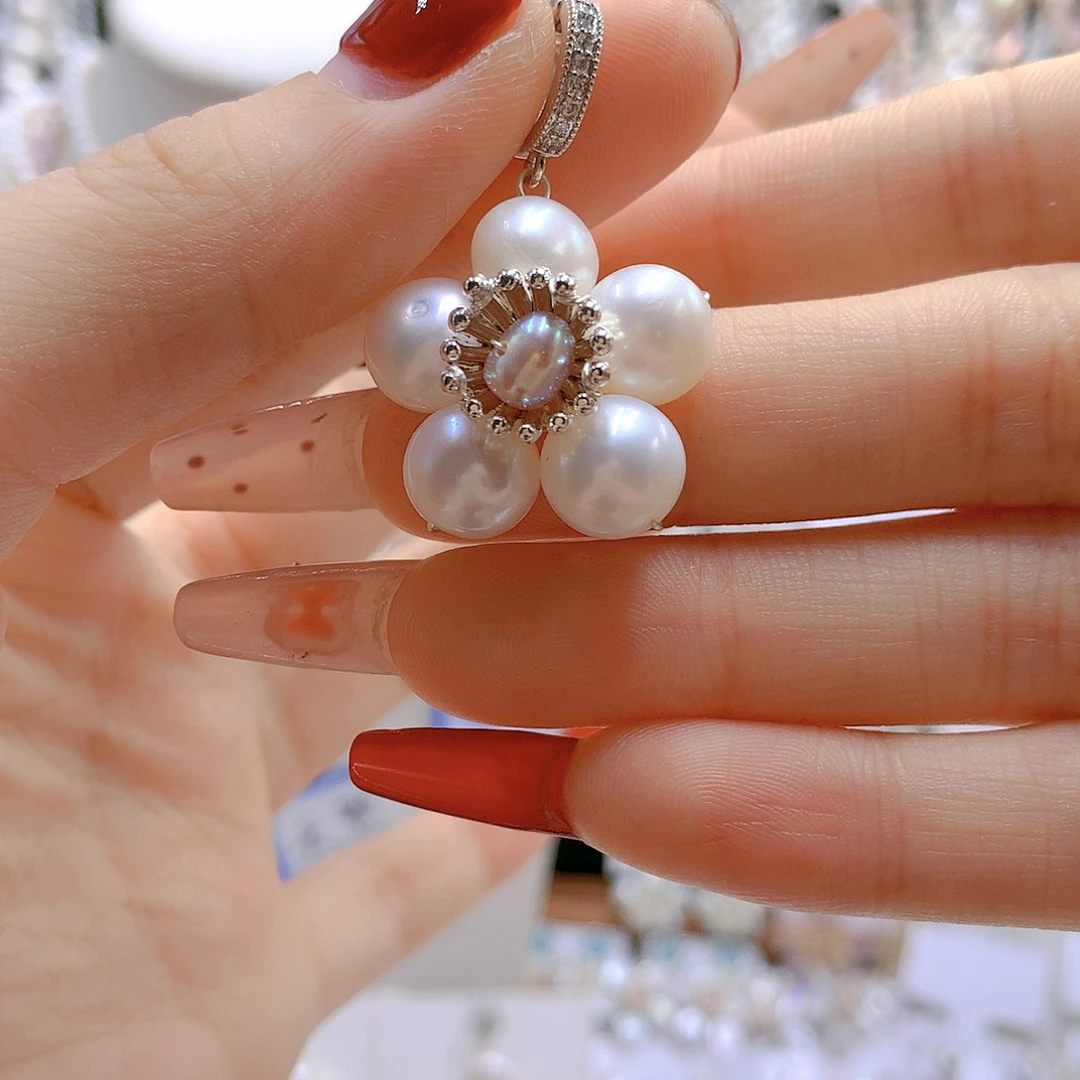 银S925镶嵌耳饰淡水珍珠