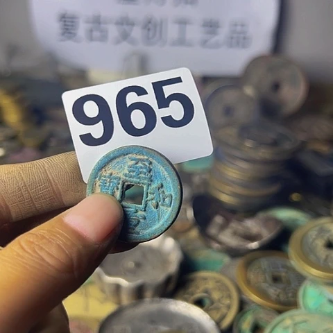 铜知****人复古文创工艺品