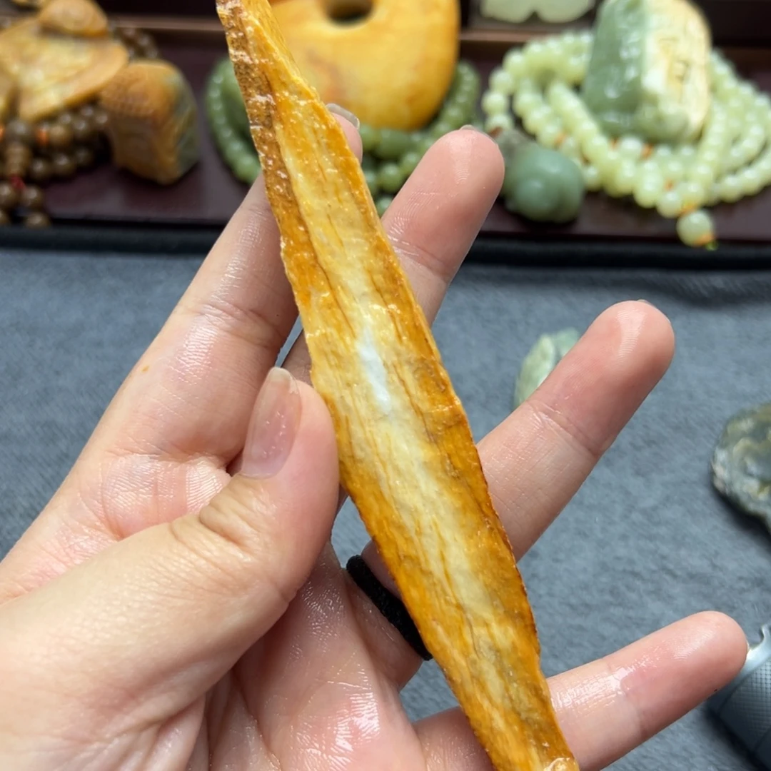 和田玉未镶嵌珠宝奇石