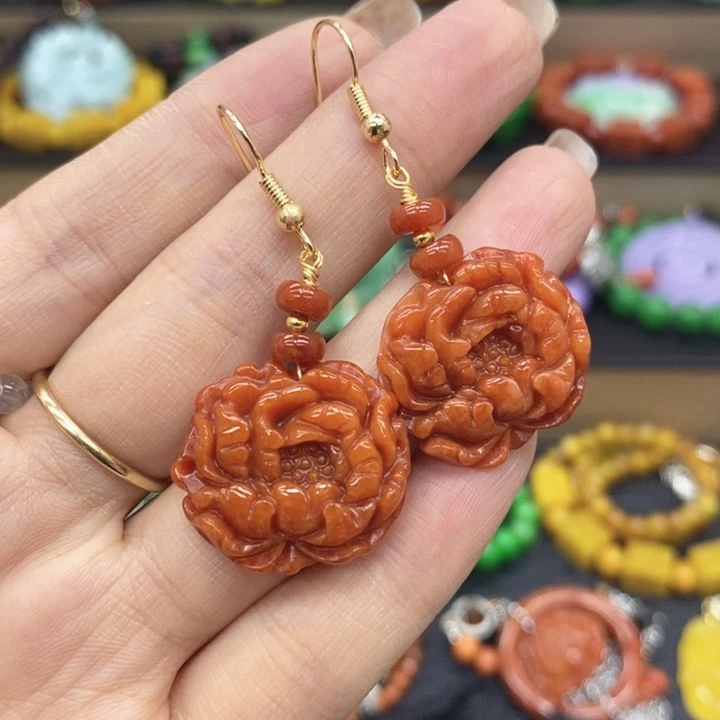 翡翠未镶嵌颈饰耳坠2