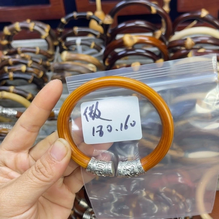 鸡翅木薇我们在这里