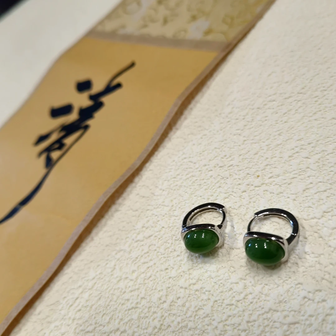 【V姐珠宝】BZ2203 和田玉碧玉耳扣 S925银镶嵌