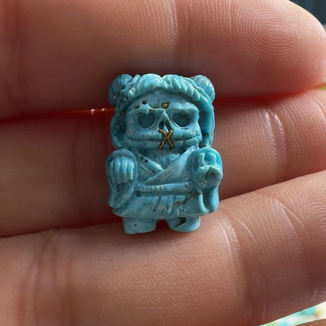 绿松石未镶嵌颈饰