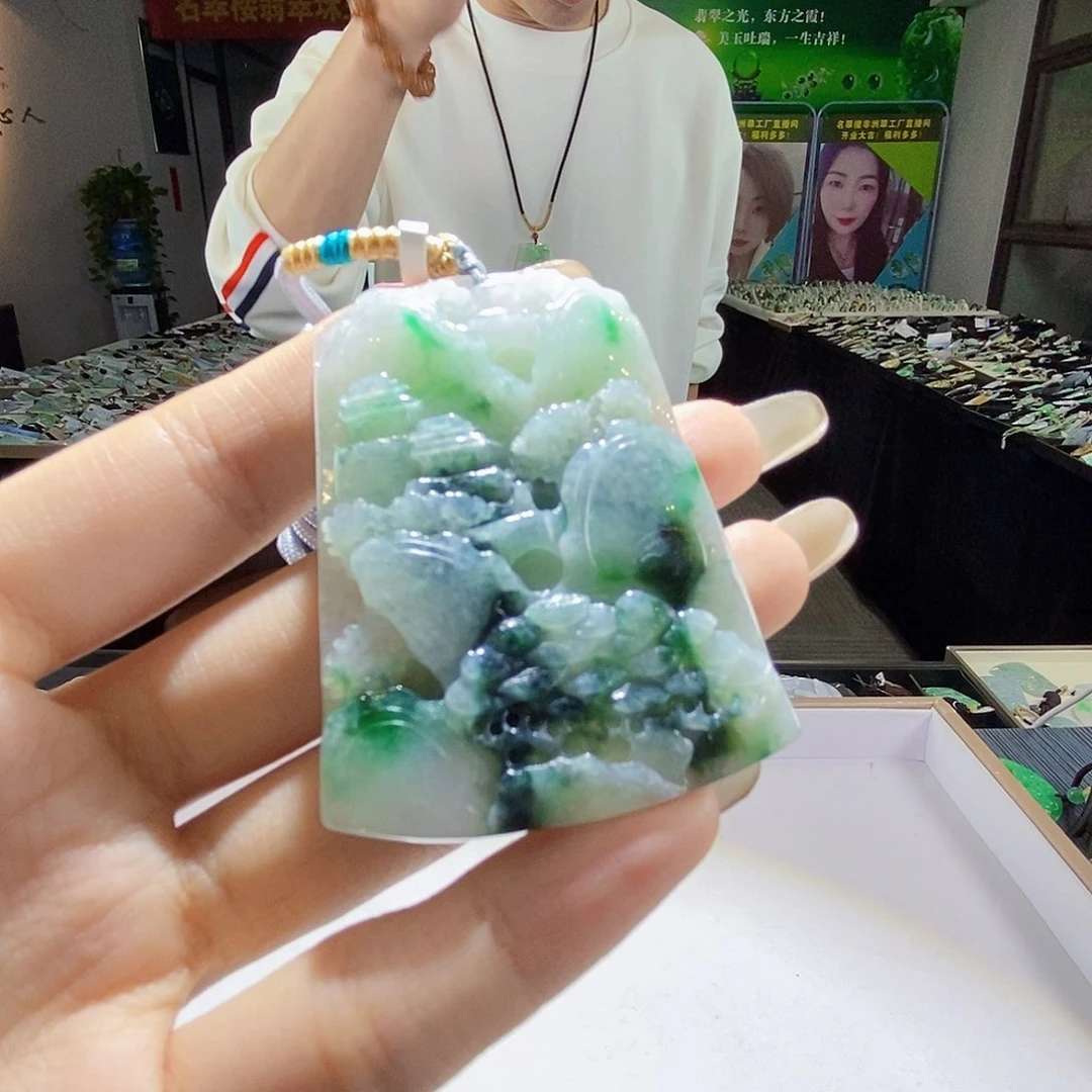 颈饰未镶嵌翡翠翡翠