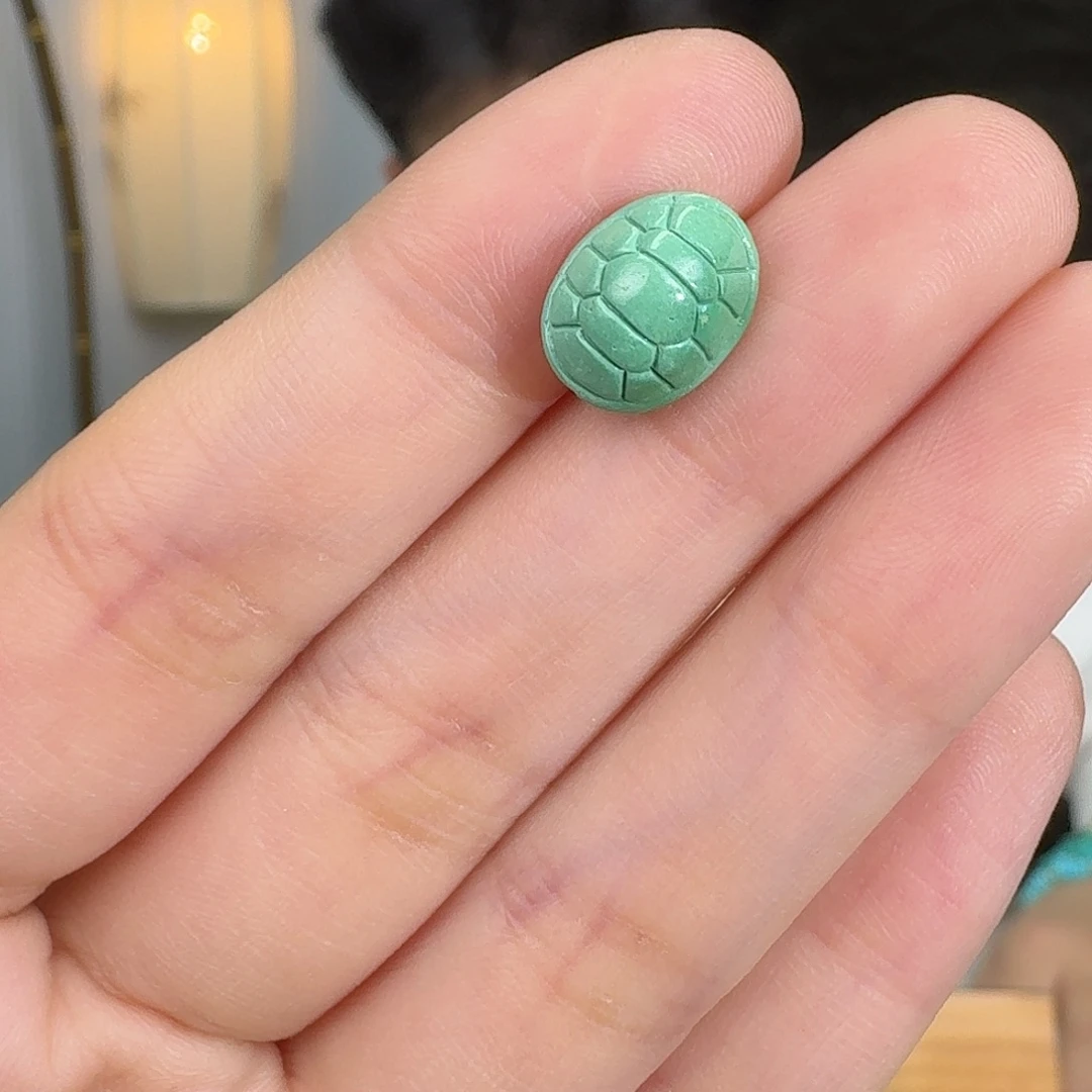 绿松石未镶嵌挂件