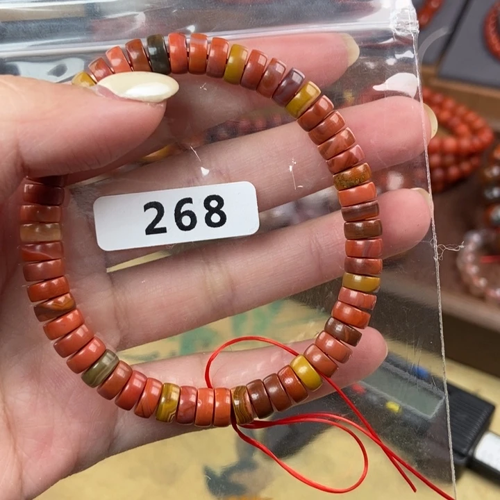 南红玛瑙未镶嵌颈饰