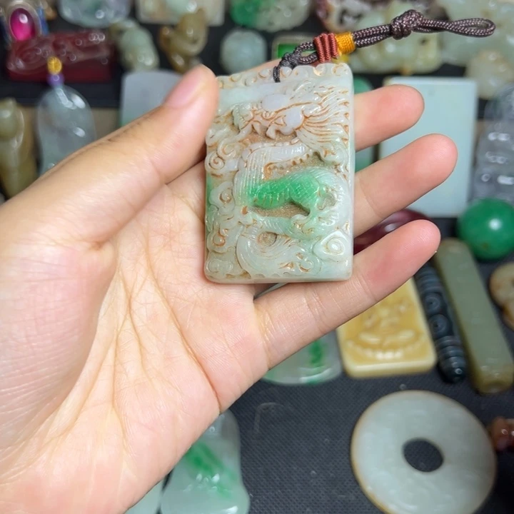 吊坠滴血莲花菩提