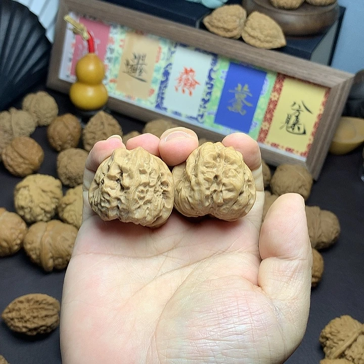 核桃三角蛤蟆头核桃37