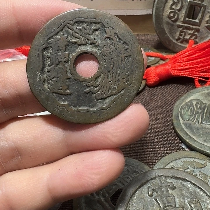 长***赏铜现代工艺品花钱