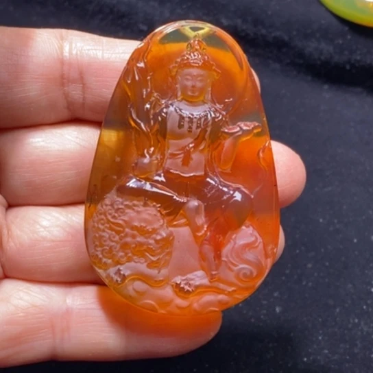 琥珀未镶嵌裸石文殊观音菩萨20.4克