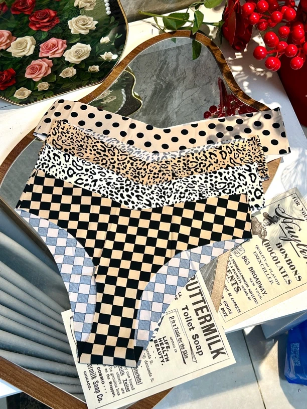 欧美热卖豹纹斑点三角裤无痕冰丝透气速干舒适内裤女