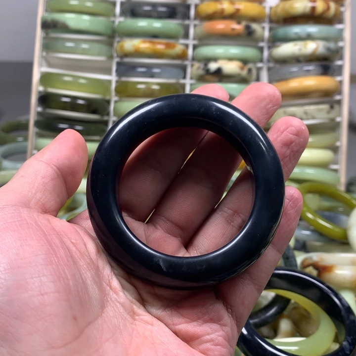 蛇纹石玉手镯未镶嵌平**乐