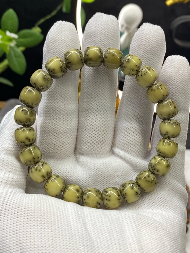 10/9星月菩提石玉料通体留白同枝果小细星