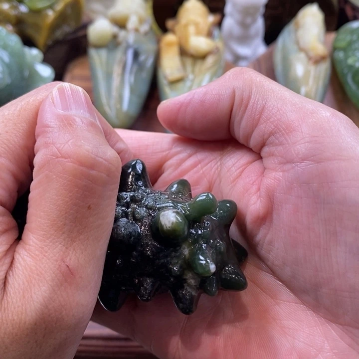 宋***到蛇纹石玉未镶嵌手把