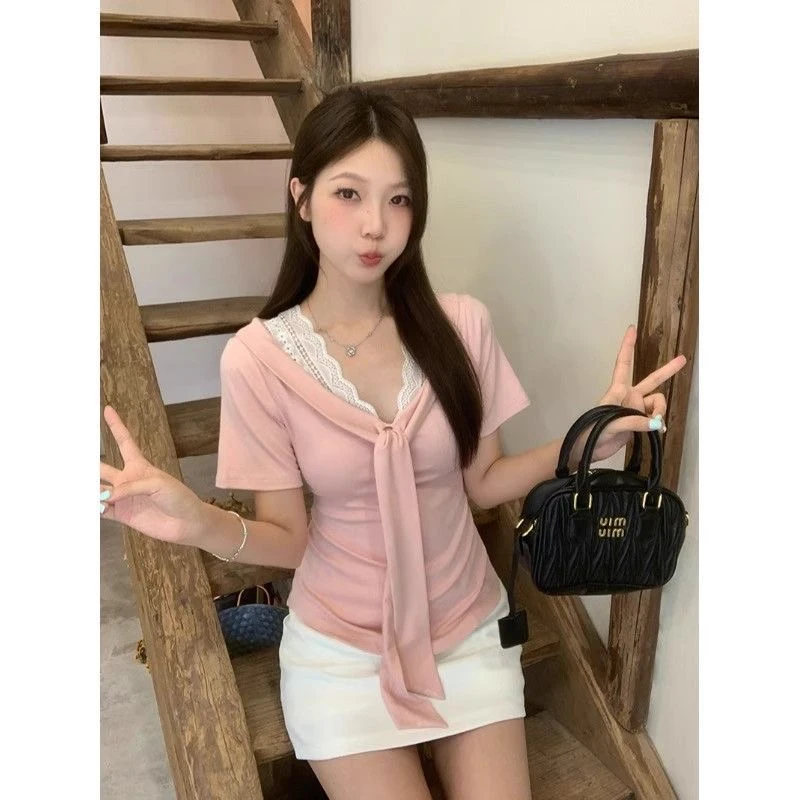 纯棉奶乖系甜辣妹风蕾丝拼接V领短袖T恤女夏季修身显瘦显身材上衣