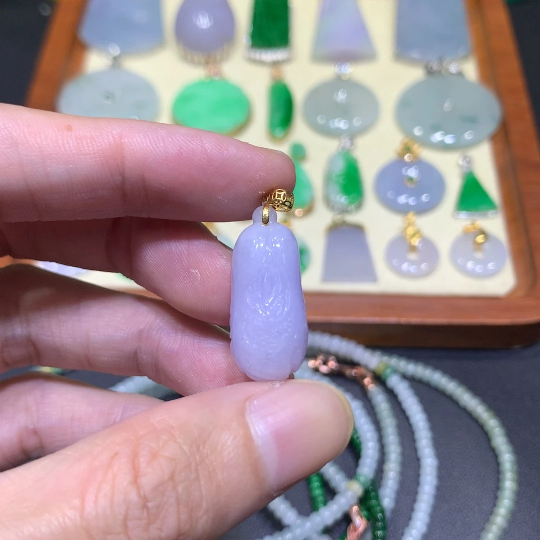 翡翠18K金镶嵌吊坠(不含链)