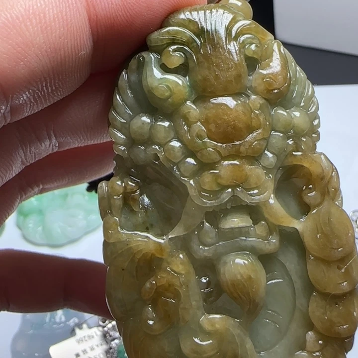 翡翠未镶嵌颈饰天然缅甸翡翠A货