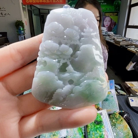 翡翠未镶嵌颈饰翡翠