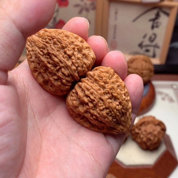 文玩核桃把件塔尖开播福利  1号