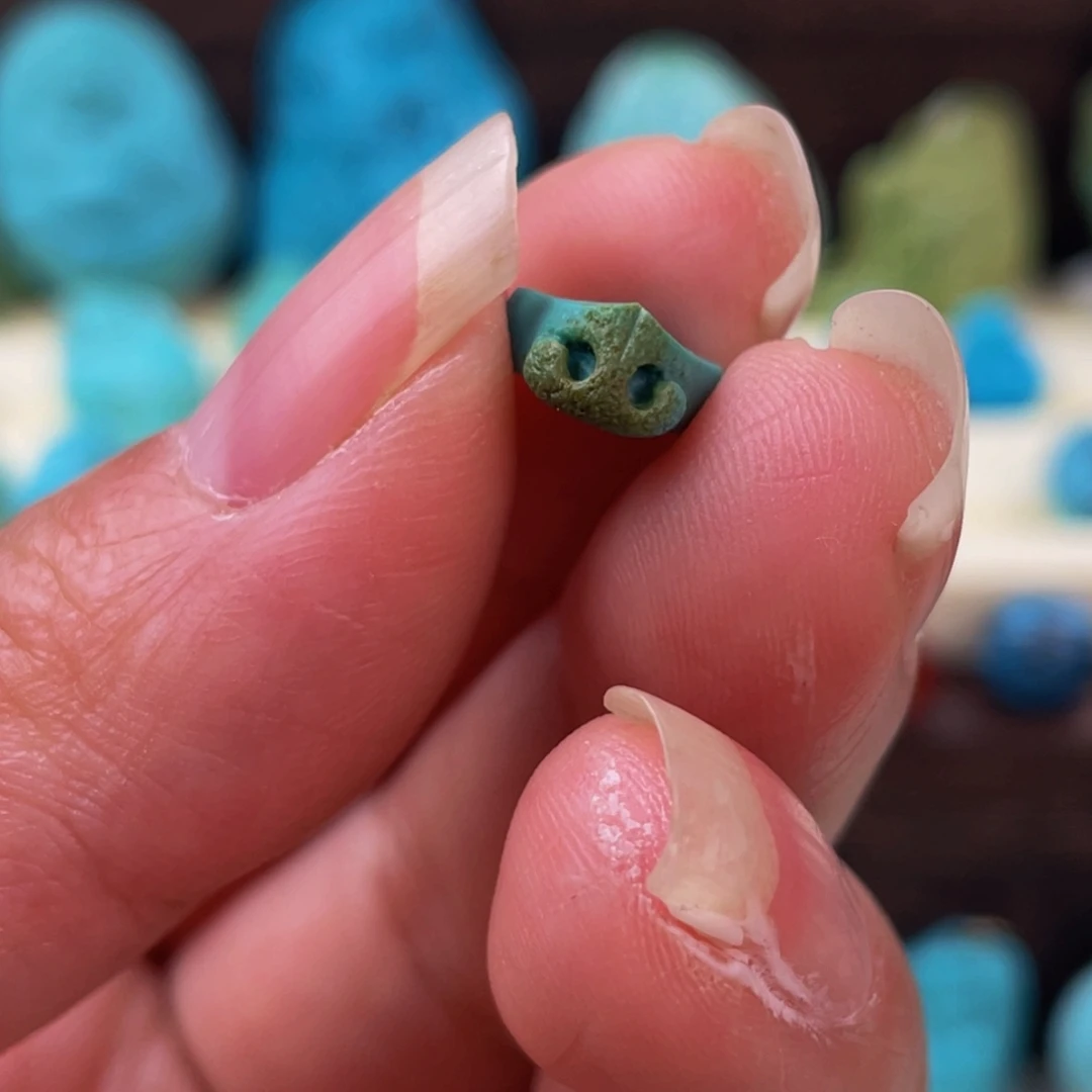 绿松石未镶嵌背云