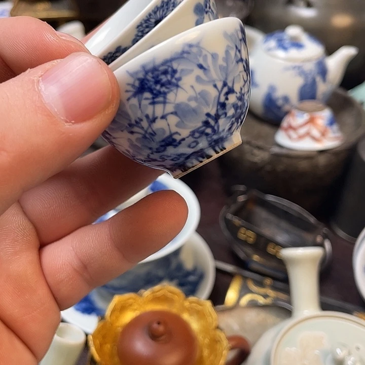 尛***子核桃两个球核桃两个球茶杯
