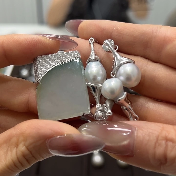 银S925镶嵌耳饰海水珍珠依***✨