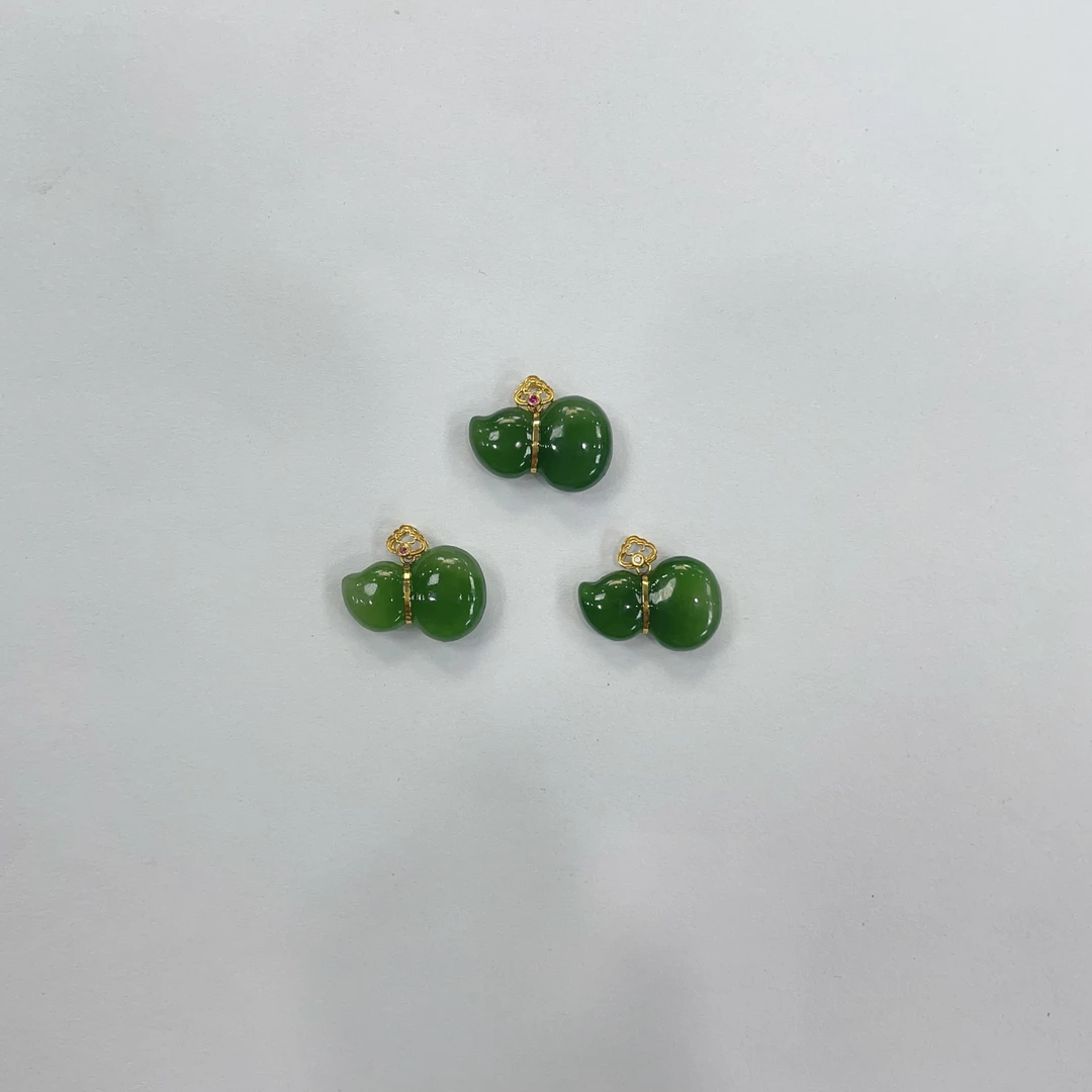 天然和田玉碧玉葫芦吊坠多样性发其一wf