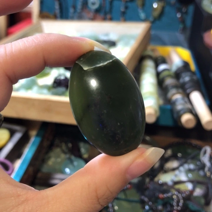 岫玉未镶嵌岫玉挂件