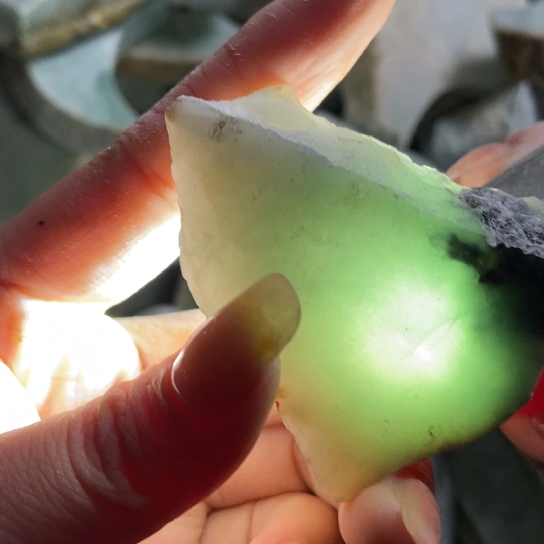 翡翠未镶嵌挂件天然翡翠