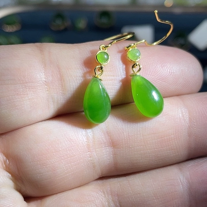 和田玉耳钉银S925镶嵌