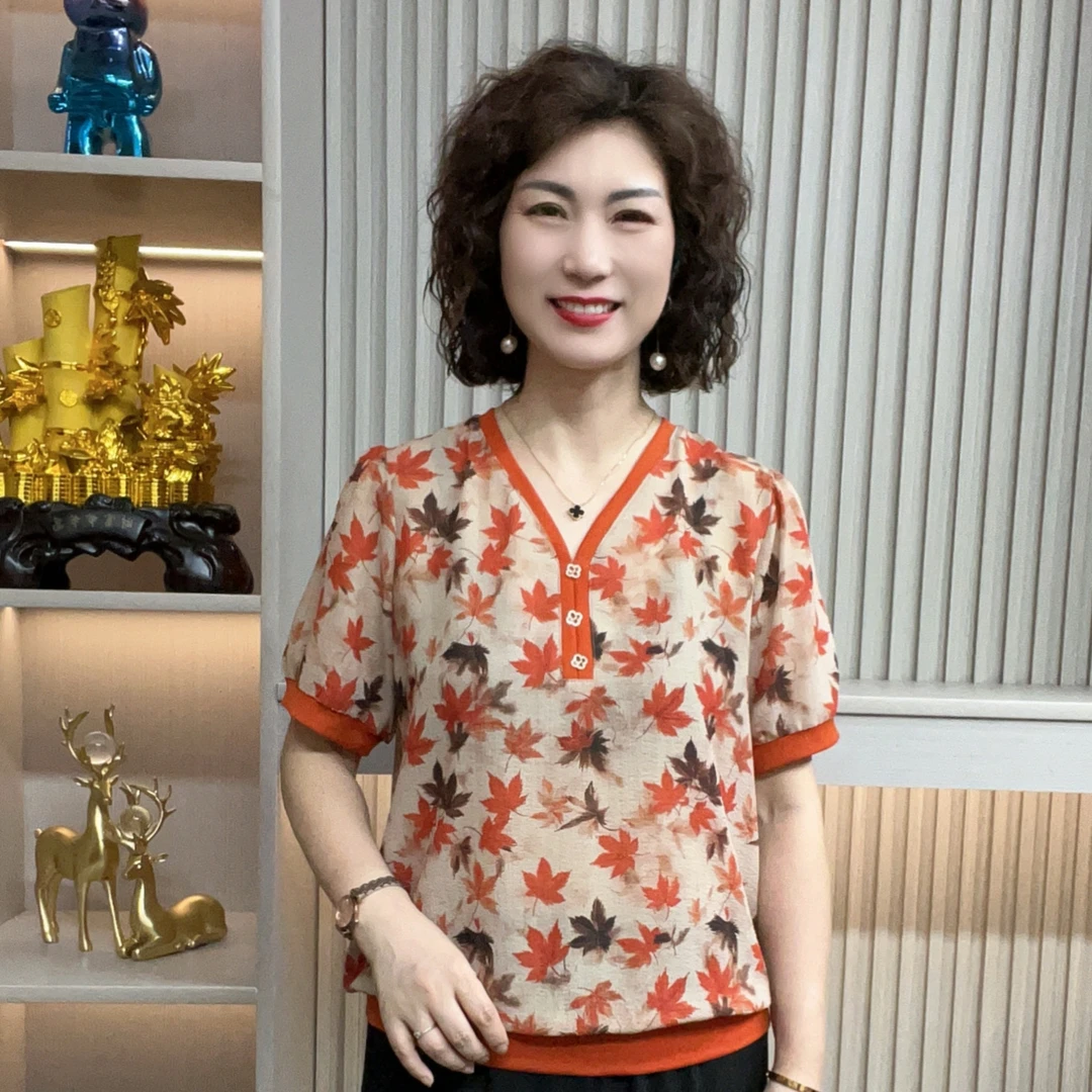 妈妈装流行欧若拉时尚潮牌女装宽松夏装女士独特漂亮小衫休闲短袖