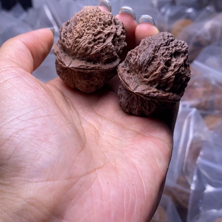 把件文玩核桃云南野生铁核桃46号42mm