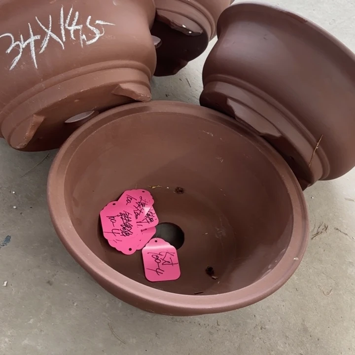 紫砂花盆100-4。          34-14.5