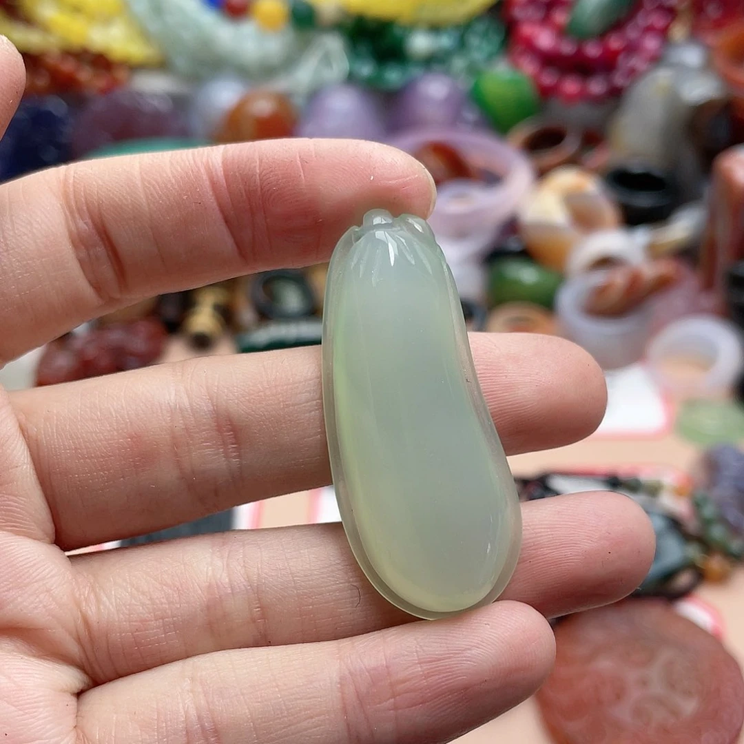 玛瑙/玉髓颈饰合金时**包