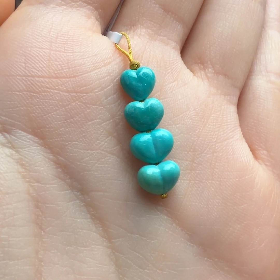 绿松石未镶嵌颈饰