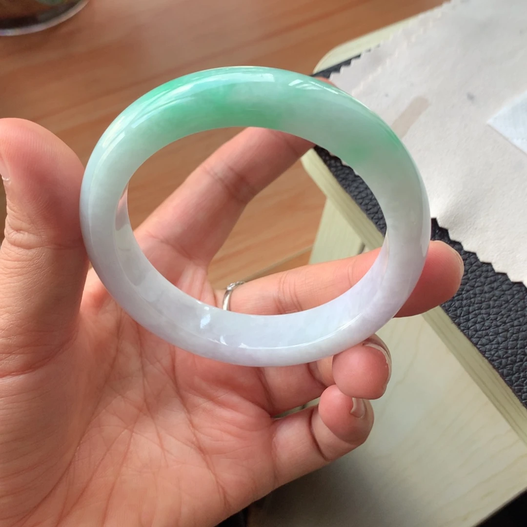 翡翠未镶嵌手镯27号