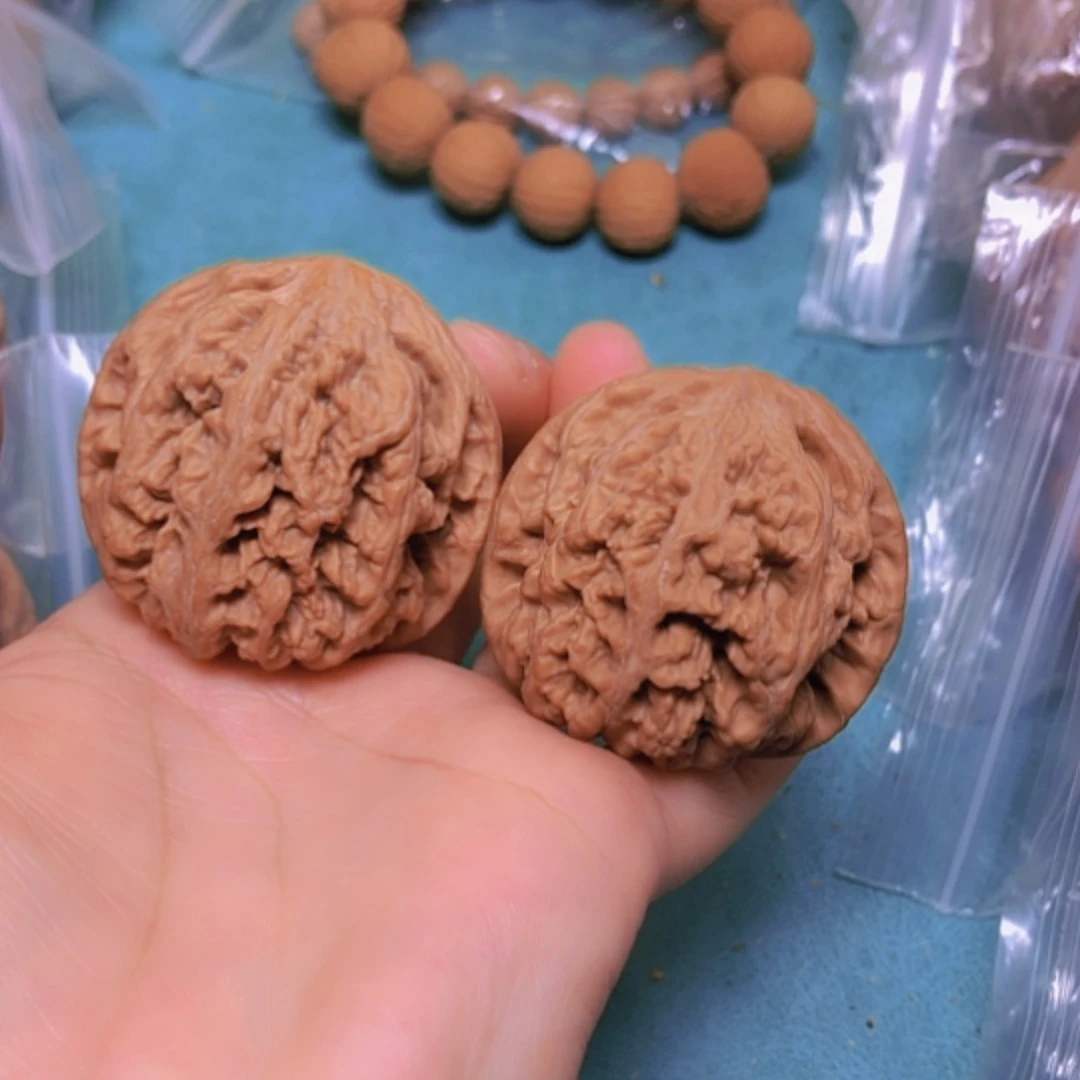 【闪购商品】把件核桃43.5粗筋有修